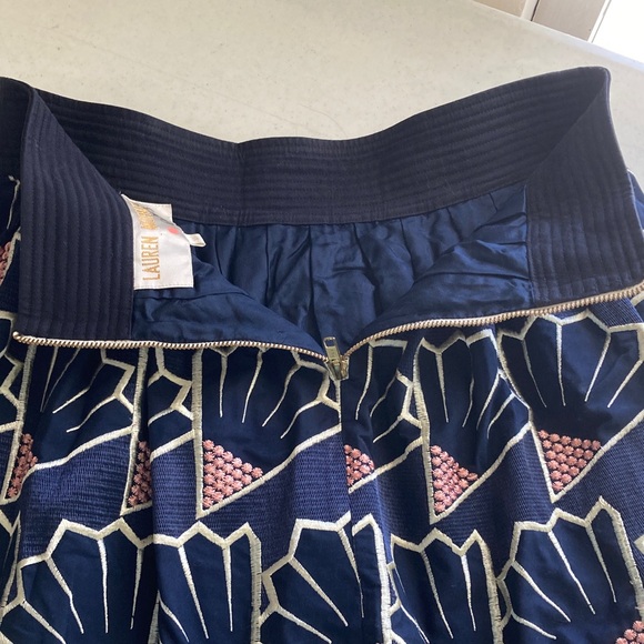 Lauren Moffatt Floral Navy & Pink Skirt - Picture 4 of 8